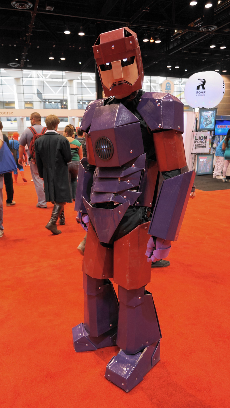 Illustration for article titled The Sights (mostly Cosplay) of C2E2 - Pt. 1